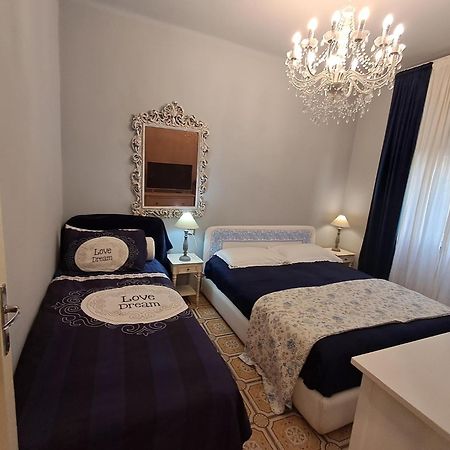 Italian Vintage House Lägenhet Como Exteriör bild